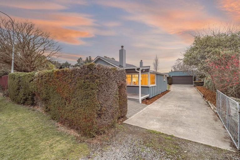 Photo of property in 5 Bridge Street, Waikuku Beach, 7473