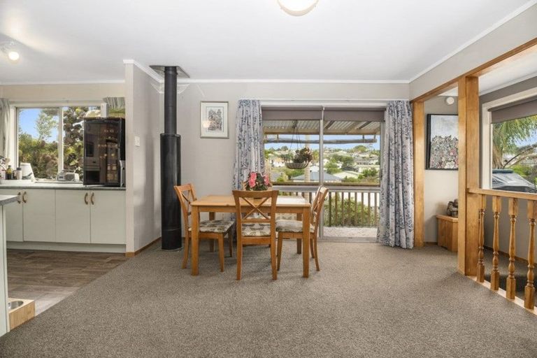 Photo of property in 30 Gallony Avenue, Massey, Auckland, 0614