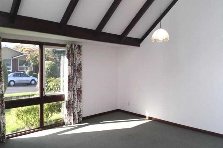 Photo of property in 21a Gothic Place, Ilam, Christchurch, 8041