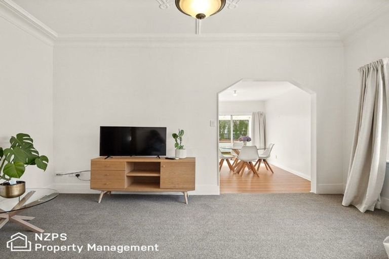 Photo of property in 324 Bay View Road, South Dunedin, Dunedin, 9012