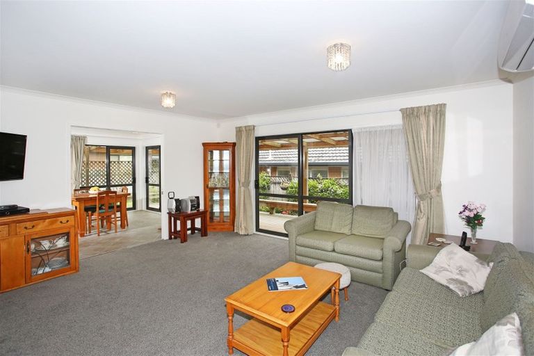 Photo of property in 1 Ward Street, Pukekohe, 2120