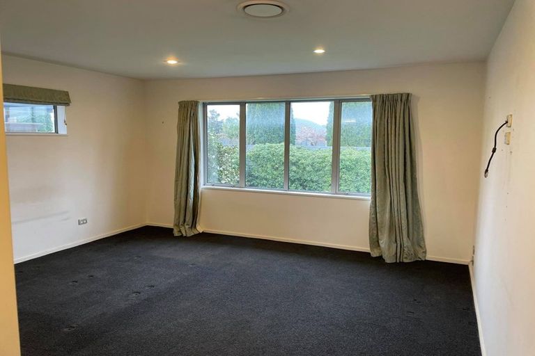 Photo of property in 9 Jarnac Boulevard, Yaldhurst, Christchurch, 8042