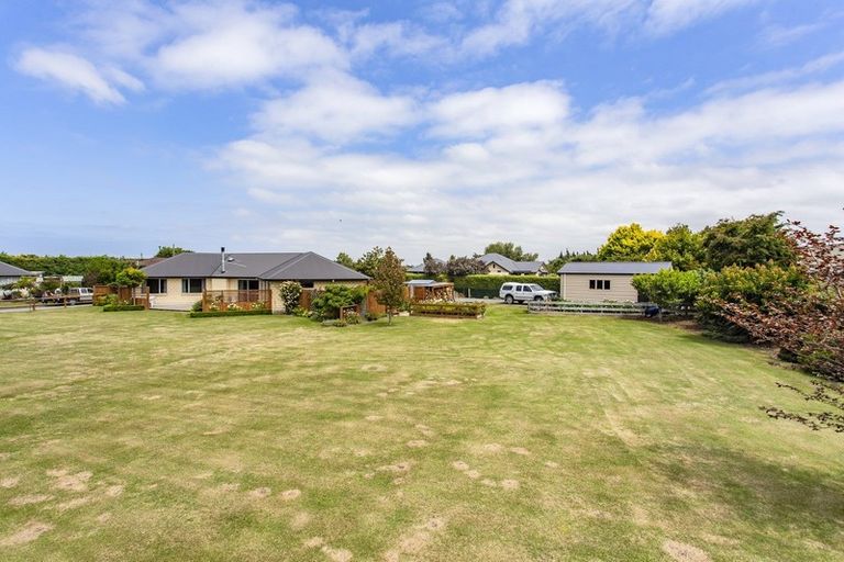 Photo of property in 5 Haydon Place, Amberley, 7410