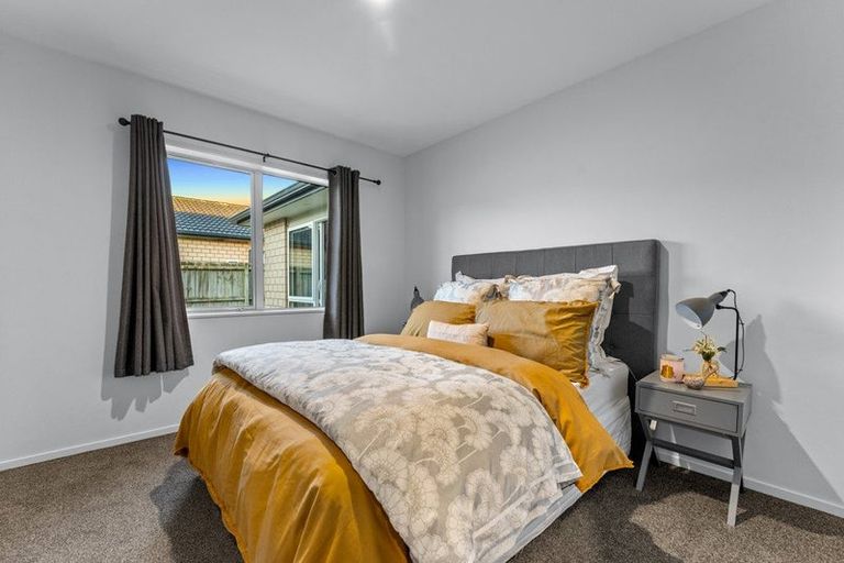 Photo of property in 35 Okawa Avenue, Papakura, 2110