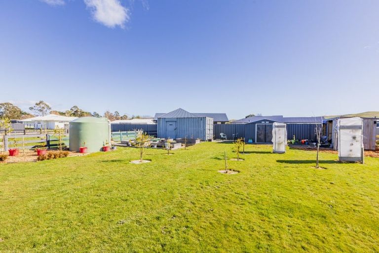 Photo of property in 8 White Road, Otane, 4202