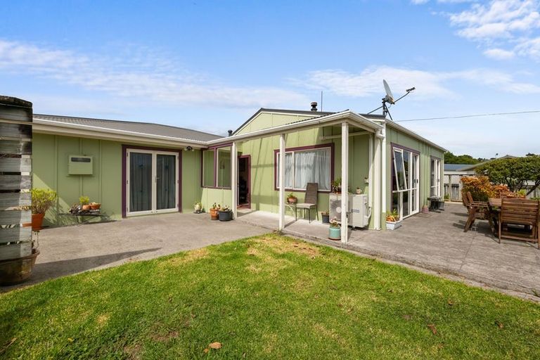 Photo of property in 7 Watters Row, Glen Avon, New Plymouth, 4312