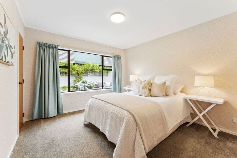 Photo of property in 1/2 Kowhai Road, Campbells Bay, Auckland, 0630