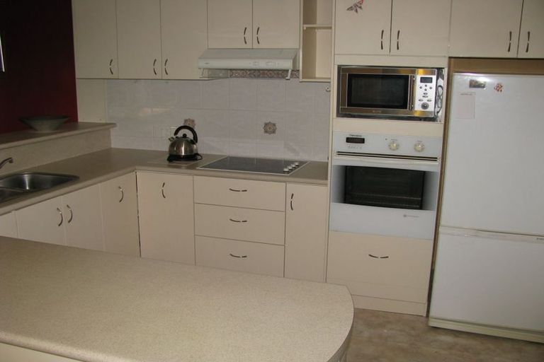 Photo of property in 2a Mana Street, Otumoetai, Tauranga, 3110