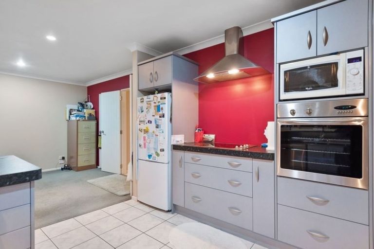 Photo of property in 22 Coleraine Drive, Rototuna, Hamilton, 3210