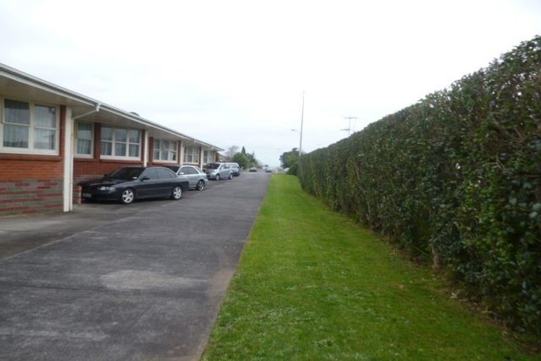 Photo of property in 211 Shirley Road, Papatoetoe, Auckland, 2025