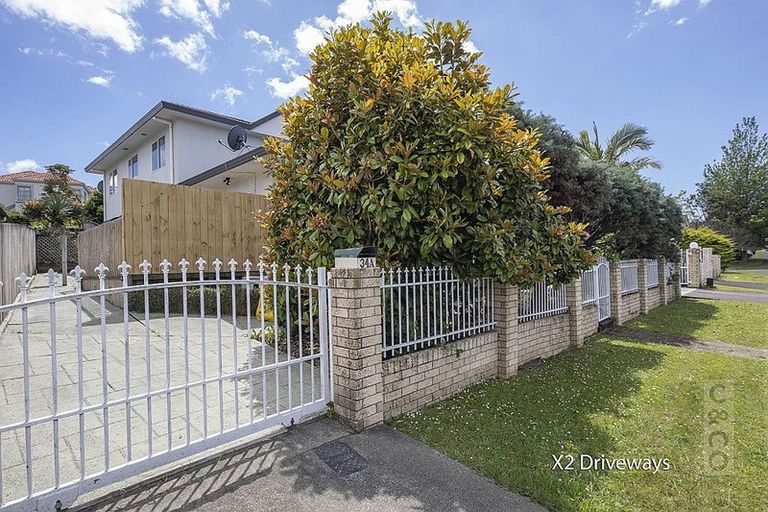 Photo of property in 34 Hugh Green Drive, Pinehill, Auckland, 0632