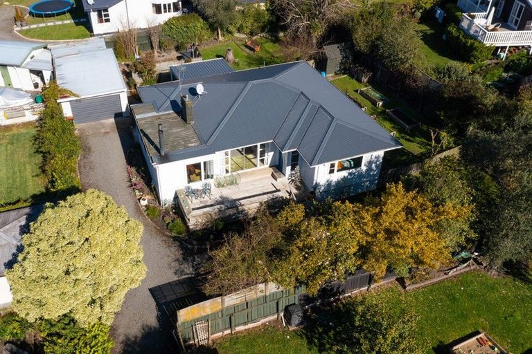 Photo of property in 10 Keirunga Road, Havelock North, 4130