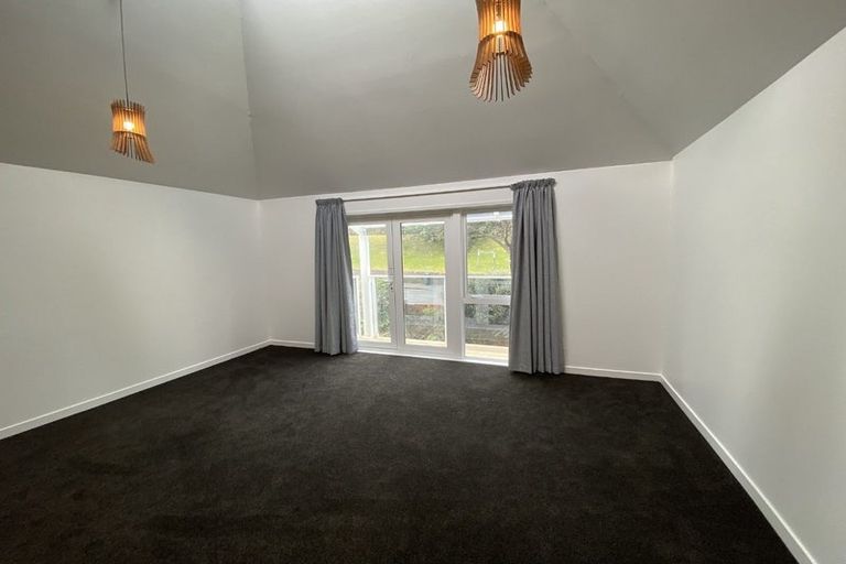 Photo of property in 12a Lawson Place, Mount Victoria, Wellington, 6011