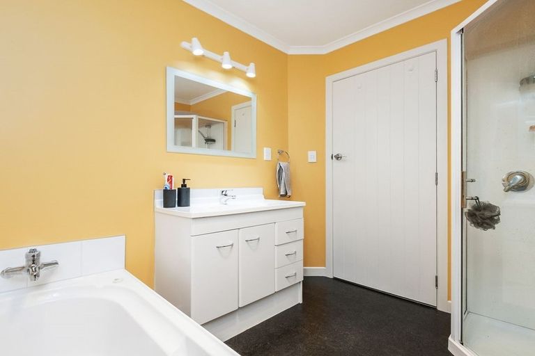 Photo of property in 45 Saint Albans Street, Bradford, Dunedin, 9011