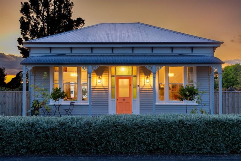 Photo of property in 16 York Street, Dannevirke, 4930