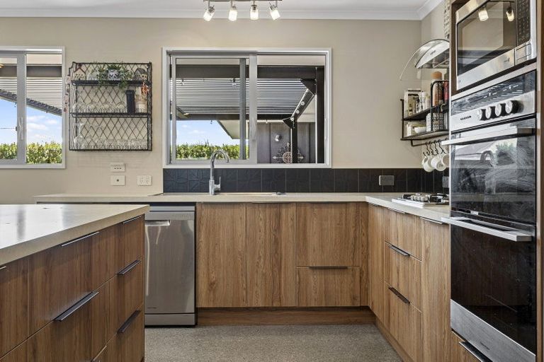 Photo of property in 3 Denton Street, Amberley, 7410