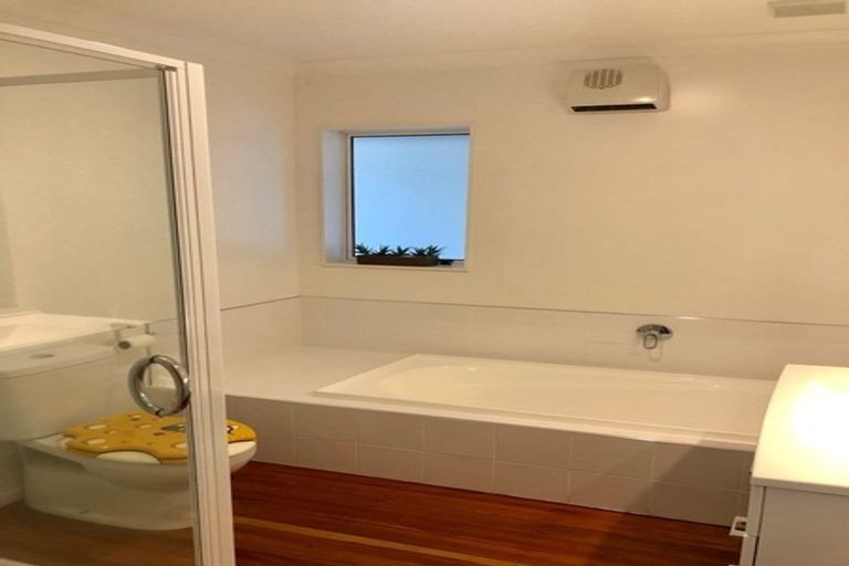 Photo of property in 26b Seddon Street, Waikanae, 5036