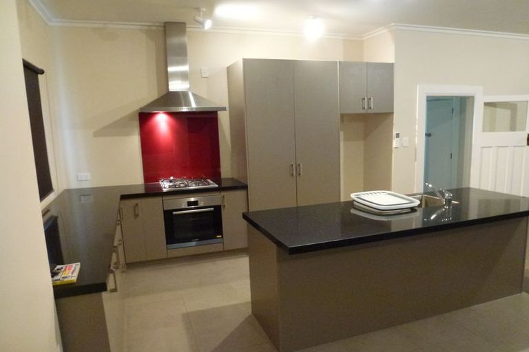 Photo of property in 23 Milverton Avenue, Hokowhitu, Palmerston North, 4410