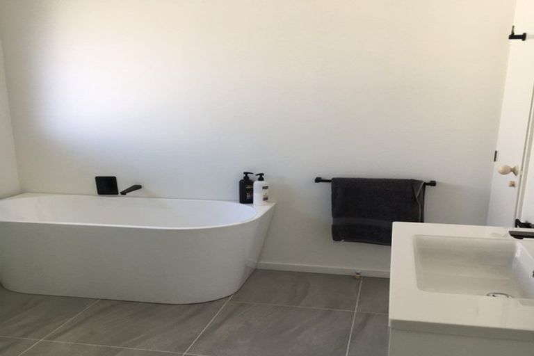 Photo of property in 3 Innisfree Place, Northwood, Christchurch, 8051