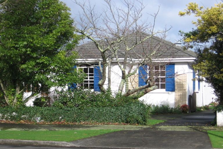 Photo of property in 30 Ake Ake Avenue, Hokowhitu, Palmerston North, 4410