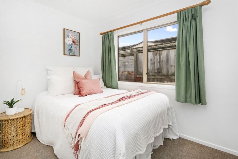 Photo of property in 93 Oriel Avenue, Tawa, Wellington, 5028