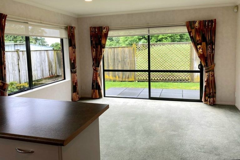 Photo of property in 34 Blackwood Drive, Wattle Downs, Auckland, 2103