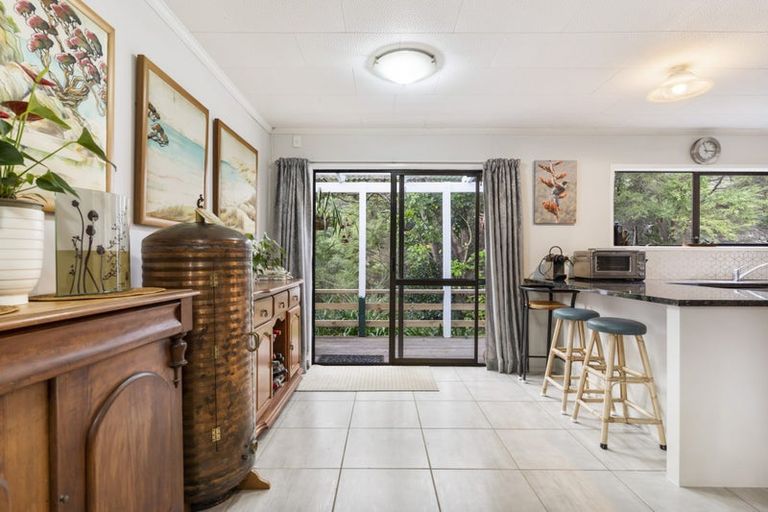 Photo of property in 896a Hikuai Settlement Road, Pauanui, Hikuai, 3579