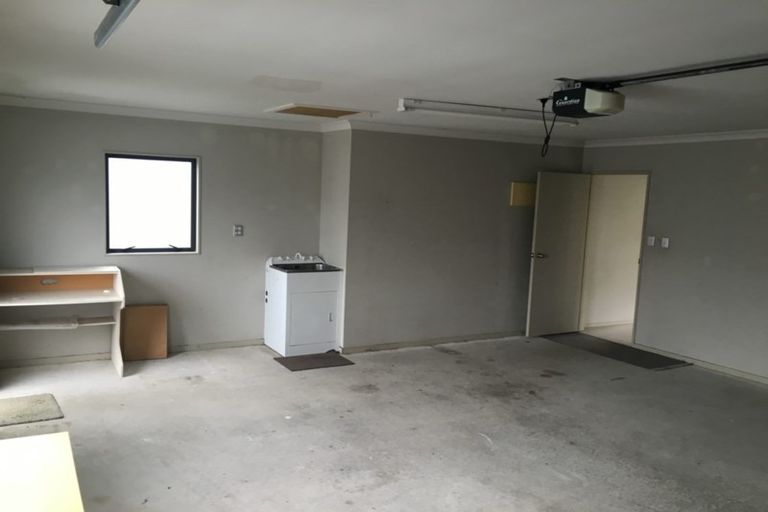 Photo of property in 80 Seabrook Avenue, New Lynn, Auckland, 0600