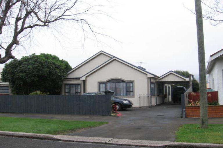 Photo of property in 57 Kirkcaldy Street, South Dunedin, Dunedin, 9012