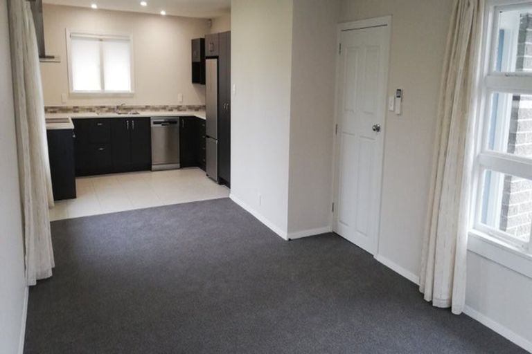 Photo of property in 23 Greenhurst Street, Sockburn, Christchurch, 8042