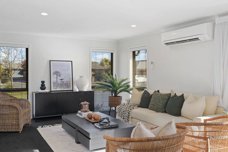 Photo of property in 34 Puhara Avenue, Parklands, Christchurch, 8083