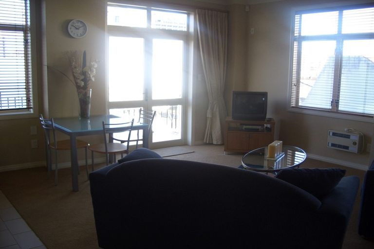 Photo of property in 2e/11 London Street, Hamilton Central, Hamilton, 3204