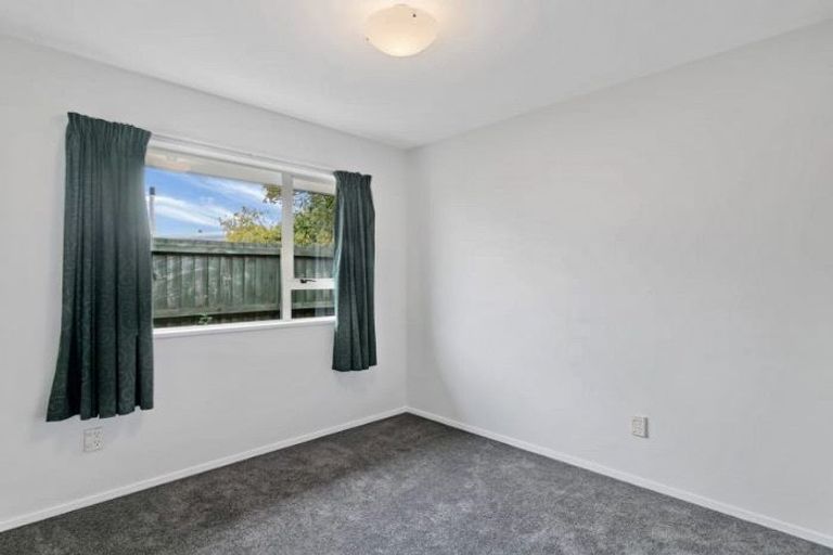 Photo of property in 4/15 Sylvan Street, Hillmorton, Christchurch, 8024