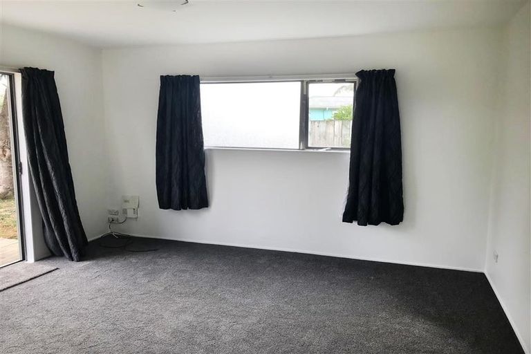 Photo of property in 13 Mail Avenue, Weymouth, Auckland, 2103