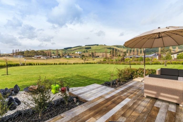 Photo of property in 45/500 Kinloch Road, Kinloch, Taupo, 3377