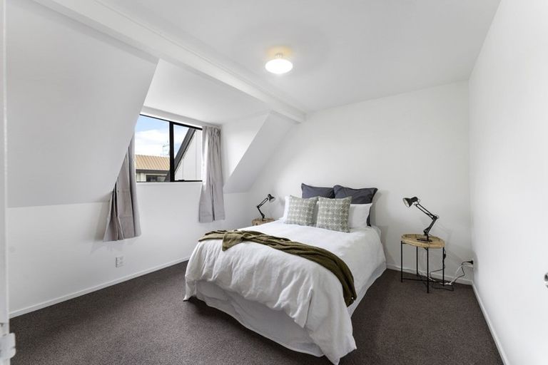 Photo of property in 4/35 Brockworth Place, Riccarton, Christchurch, 8011