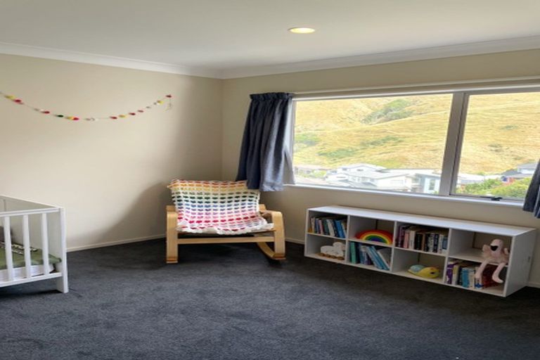 Photo of property in 5 Gifford Grove, Churton Park, Wellington, 6037