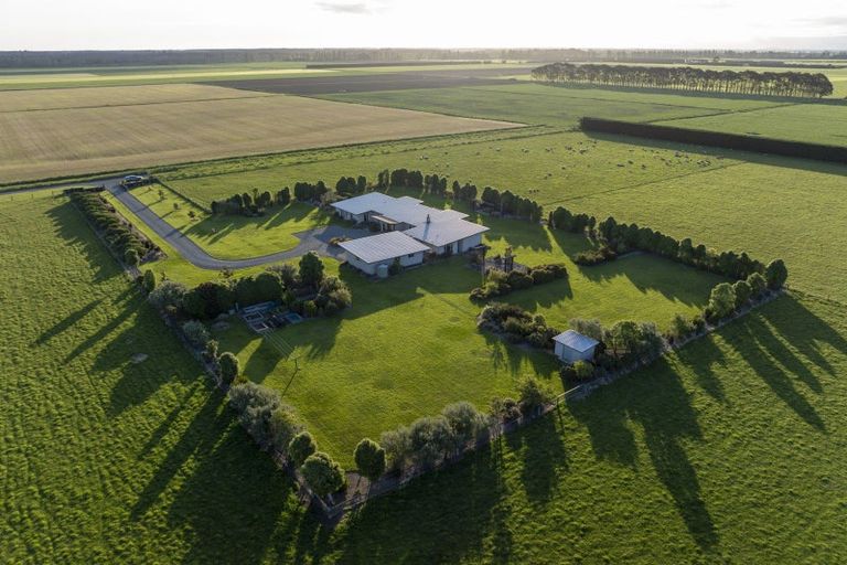 Photo of property in 218 Maindonalds Road, West Eyreton, Rangiora, 7475