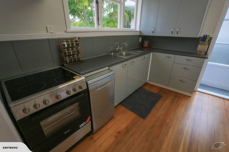 Photo of property in 1 Cartwright Road, Onerahi, Whangarei, 0110