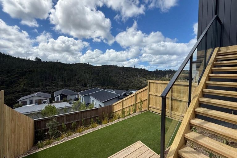 Photo of property in 5/3 Kawau Close, Orewa, 0931