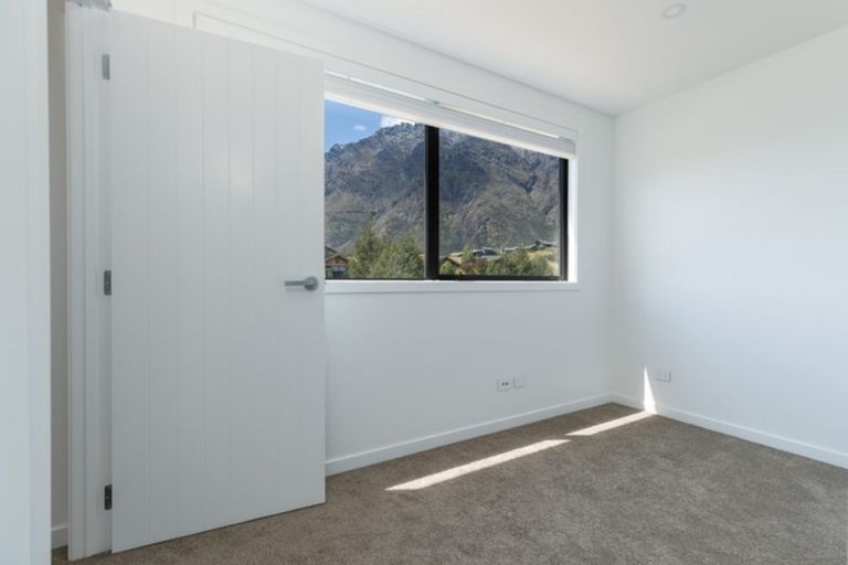 Photo of property in 1a Rannoch Drive, Jacks Point, Queenstown, 9371