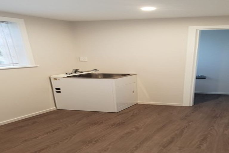 Photo of property in 121 Vagues Road, Northcote, Christchurch, 8052