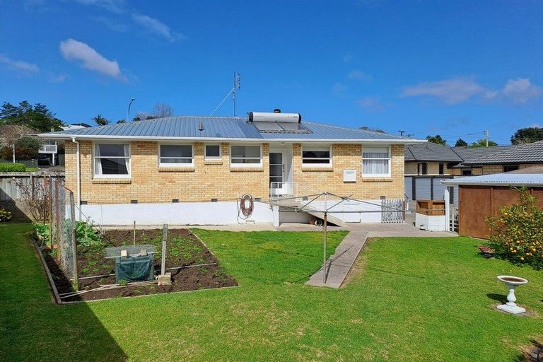 Photo of property in 123 Sutherland Road, Brookfield, Tauranga, 3110
