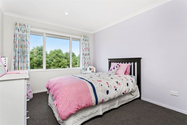 Photo of property in 8 Elm Grove, Amberley, 7410