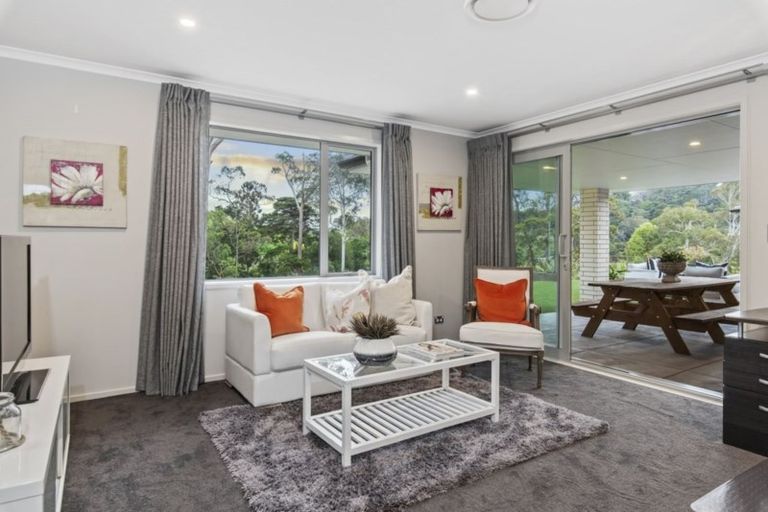 Photo of property in 4 Maddies Road, Kaukapakapa, 0873
