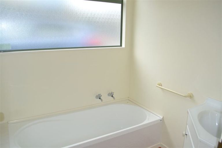 Photo of property in 68/2 Temple Crescent, Gleniti, Timaru, 7910