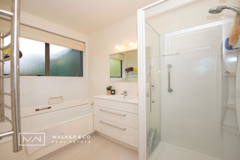 Photo of property in 4b Blundell Way, Heretaunga, Upper Hutt, 5018