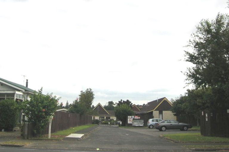 Photo of property in Oakgrove Village, 13/92 Princes Street, Otahuhu, Auckland, 1062