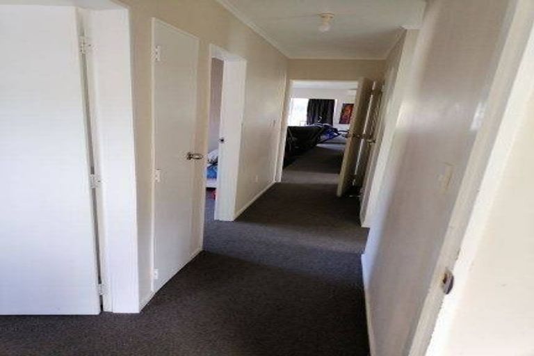 Photo of property in 43 Levant Street, Cannons Creek, Porirua, 5024