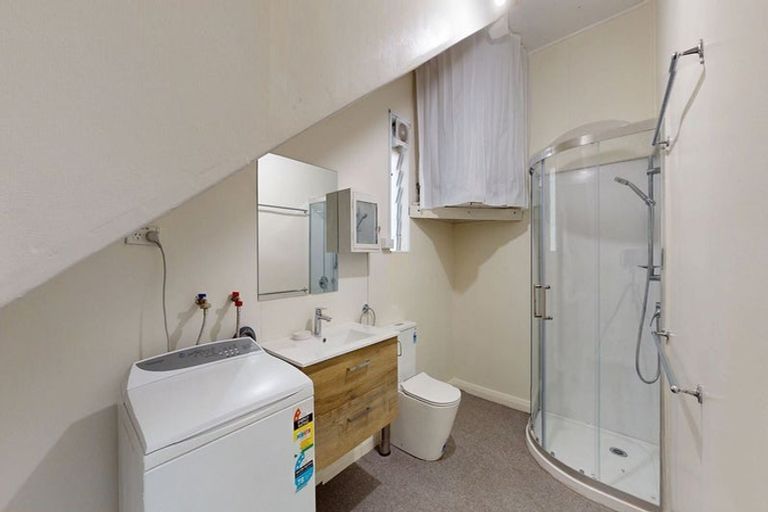 Photo of property in 4 Devon Street, Aro Valley, Wellington, 6021